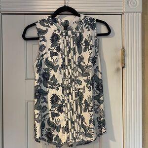 Ann Taylor Black and White Pleated Blouse with Mandarin Collar